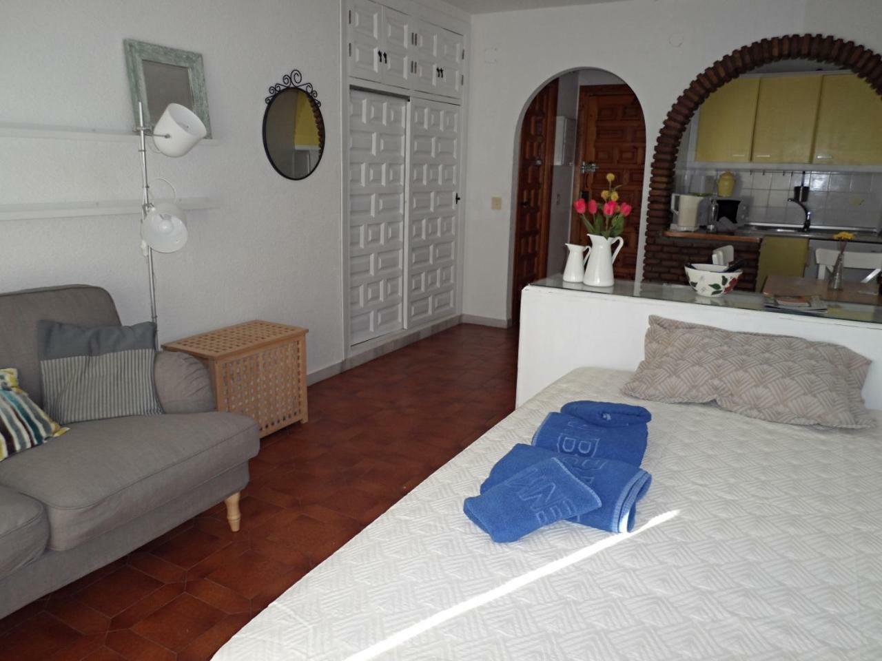 Palmeras 55 Menyber Apartment Нерха Екстериор снимка